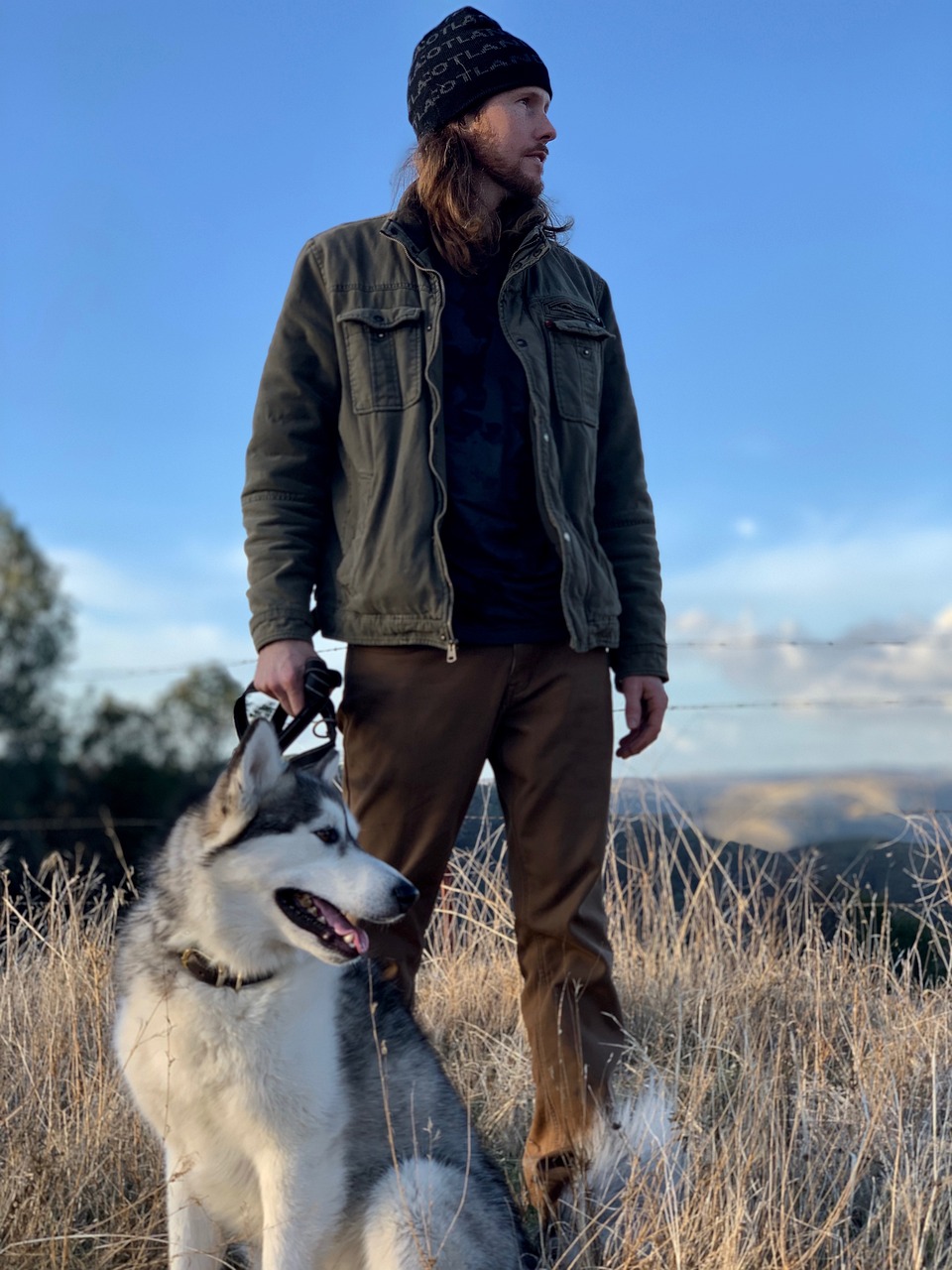 man, dog, siberian husky-5865608.jpg