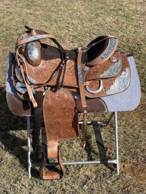 Handmade Western Show Saddle Set – Tooled Leather Horse Saddle with Matching Headstall, Breast Collar & Reins – Comfortable Trail & Show Riding